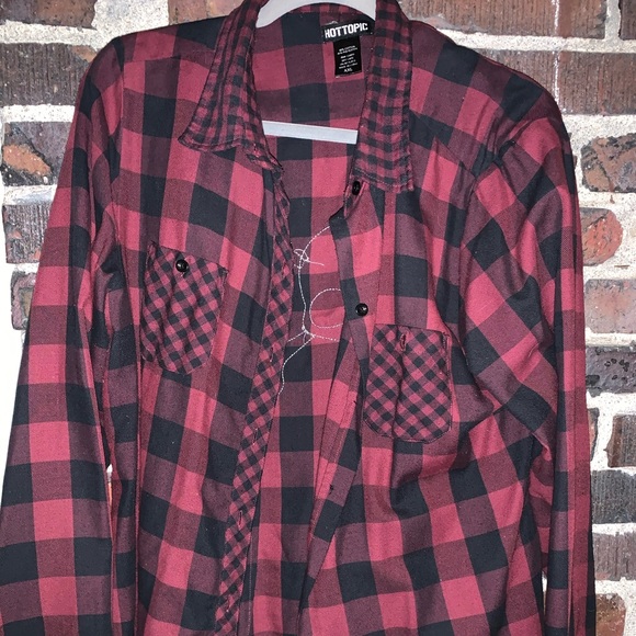 Hot Topic Tops - Hot Topic Women's Red and Black Plaid Button-Up Shirt